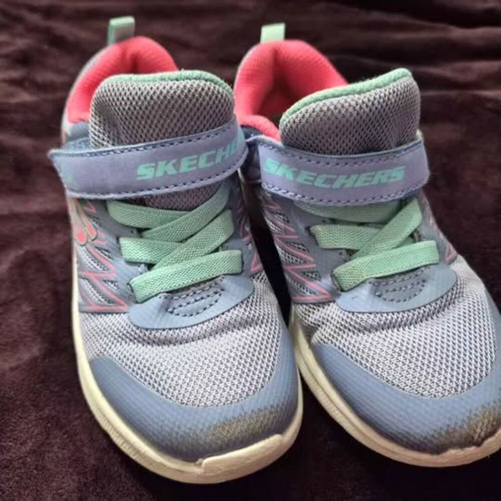 Girls Size 10 Sketchers Purple Teal and Pink Sneakers Tennis Athletic Shoes